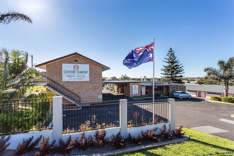 Country Comfort Amity Motel - Sunshine Coast Guide 0
