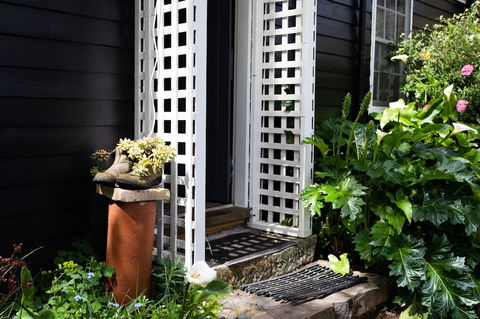 Alice's Cottages - Sunshine Coast Guide 5