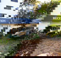 San Simeon Apartments