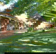 Mansfield Valley Motor Inn - Sunshine Coast Guide