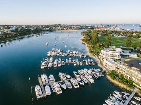 Pier 21 Apartment Hotel - Sunshine Coast Guide 5