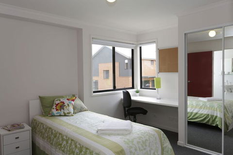 Macquarie University Village - Sunshine Coast Guide 4