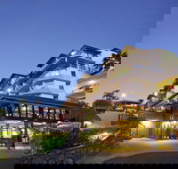 at Water's Edge Resort - Sunshine Coast Guide