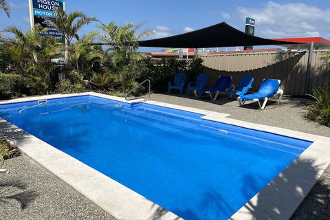 Pigeon House Motor Inn - Sunshine Coast Guide 4