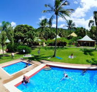 Nomads Airlie Beach - Sunshine Coast Guide