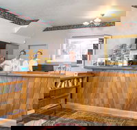 Echo Point Discovery Motel - Sunshine Coast Guide