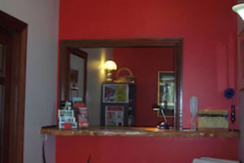 Denmark Waterfront Motel - Sunshine Coast Guide 3