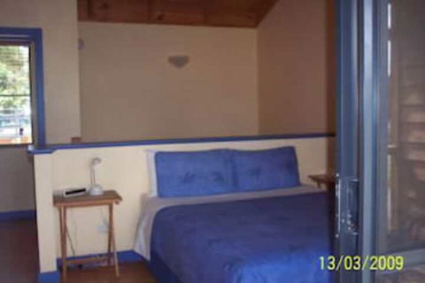 Denmark Waterfront Motel - Sunshine Coast Guide 4
