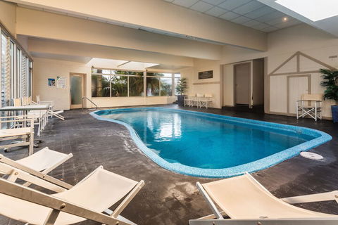 Bellevue On The Lakes - Sunshine Coast Guide 3