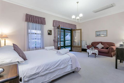 Abbotsford Country House - Sunshine Coast Guide 5