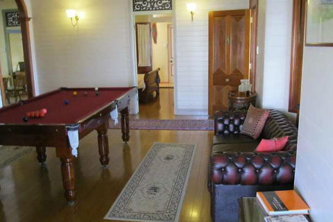 Classique Bed & Breakfast - Sunshine Coast Guide 6