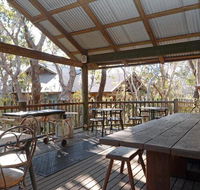 Jemby rinjah Eco Lodge - Sunshine Coast Guide