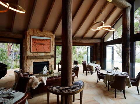 Pretty Beach House - Sunshine Coast Guide 6