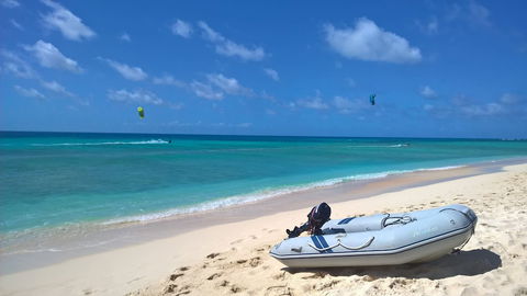 Dreamcatcher Beachsides Apartments - Sunshine Coast Guide 0