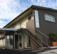 Golden Shores Airport Motel - Sunshine Coast Guide