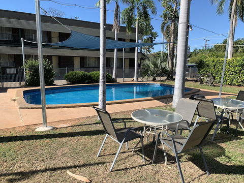Pine Tree Motel - Sunshine Coast Guide 0