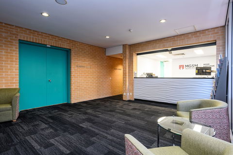 MGSM Executive Hotel & Conference Centre - Sunshine Coast Guide 1