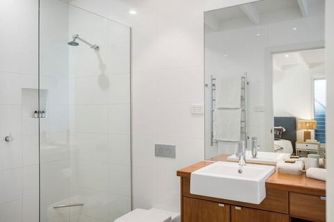 A PERFECT STAY - Allure - Sunshine Coast Guide 6