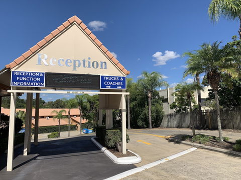 Comfort Inn & Suites Robertson Gardens - Sunshine Coast Guide 3