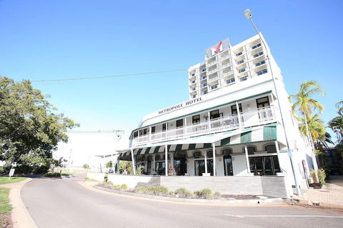 Oaks Townsville Metropole Hotel - Sunshine Coast Guide 2