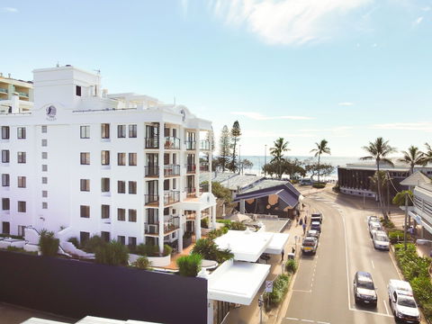 Aegean Apartments - Sunshine Coast Guide 3