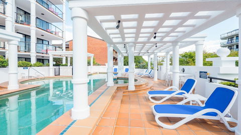 Aegean Apartments - Sunshine Coast Guide 6