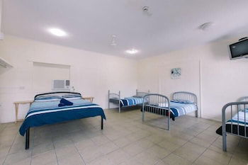 Beaches Backpackers Airlie Beach - Hostel - Sunshine Coast Guide 4