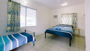 Beaches Backpackers Airlie Beach - Hostel - Sunshine Coast Guide 3