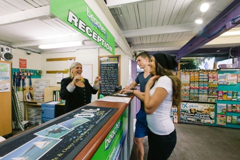 Beaches Backpackers Airlie Beach - Hostel - Sunshine Coast Guide 0