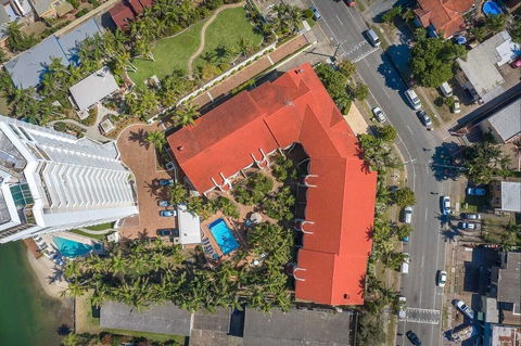 Anchor Down Apartments - Sunshine Coast Guide 0