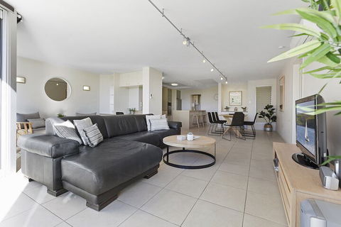 Picture Point Terraces - Sunshine Coast Guide 7