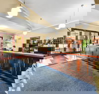 Comfort Inn Silver Birch - Sunshine Coast Guide