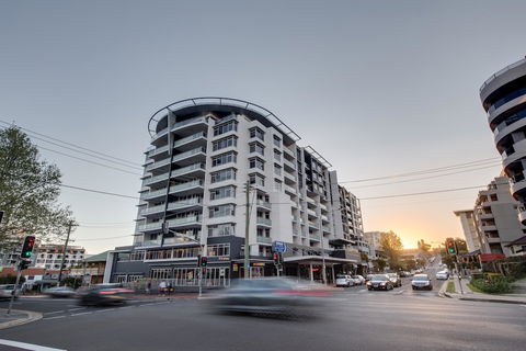 Adina Apartment Hotel Wollongong - Sunshine Coast Guide 0