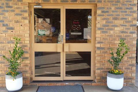 Sandhurst Motor Inn Bendigo - Sunshine Coast Guide 1