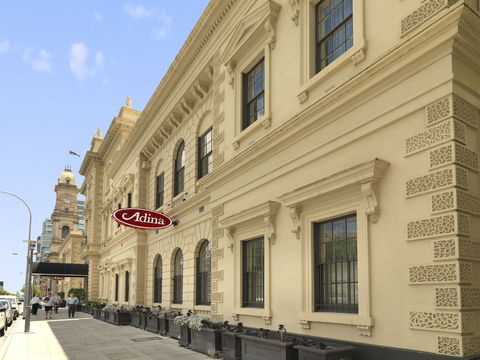 Adina Apartment Hotel Adelaide Treasury - Sunshine Coast Guide 5