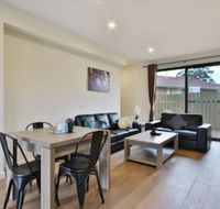 Comfort Inn  Apartments Dandenong - Sunshine Coast Guide