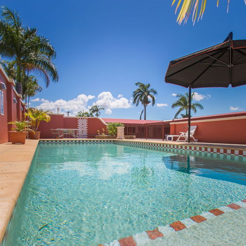 Mackay Rose Motel - Sunshine Coast Guide 5