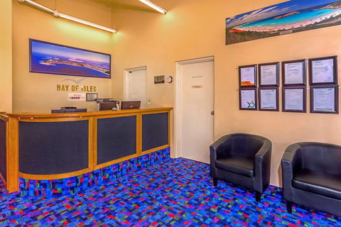 Comfort Inn Bay Of Isles - Sunshine Coast Guide 5