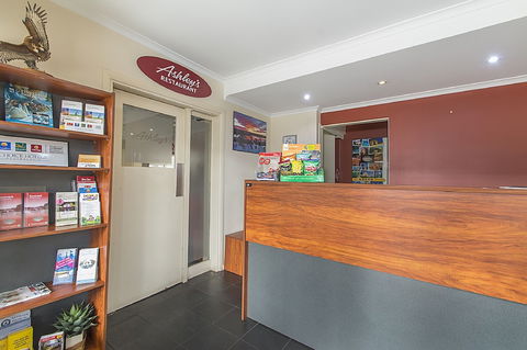 Citrus Valley Motel - Sunshine Coast Guide 2