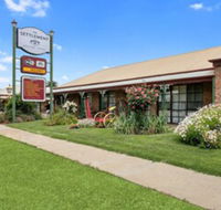 The Settlement Historic Hotel - Sunshine Coast Guide