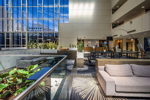 Crowne Plaza Canberra, An IHG Hotel - Sunshine Coast Guide 3