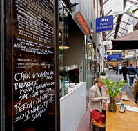 Hotel Causeway - Sunshine Coast Guide