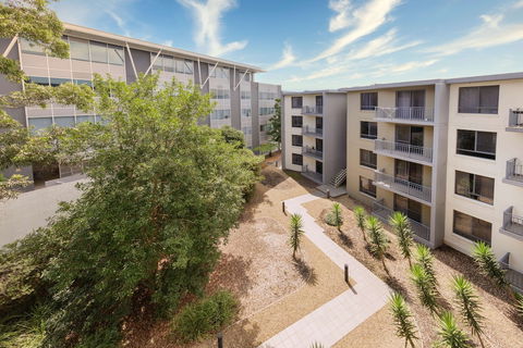 Oaks Sydney North Ryde Suites - Sunshine Coast Guide 0