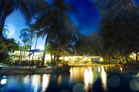 Seagulls Resort - Sunshine Coast Guide 2