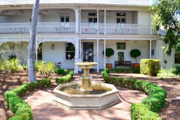 Richmond VIC Sunshine Coast Guide