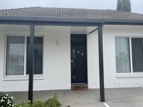 Botanic Apartments, Warrnambool - Sunshine Coast Guide 1
