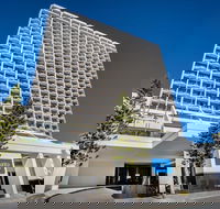 Mantra on View Hotel - Sunshine Coast Guide