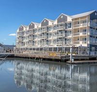 Peppers Seaport Hotel - Sunshine Coast Guide