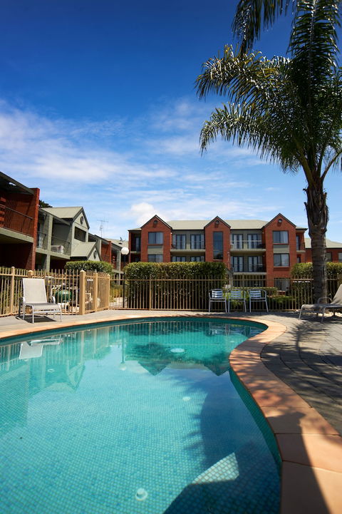 Quest Bendigo - Sunshine Coast Guide 2