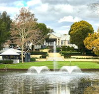 Crowne Plaza Hawkesbury Valley - Sunshine Coast Guide